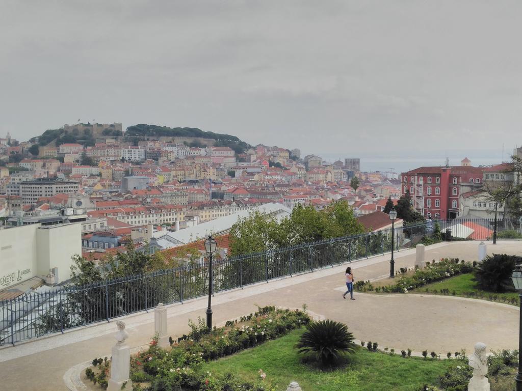 Window To Lisboa I Apartment Room photo
